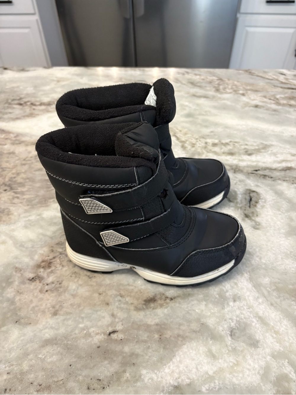 Kids Wonder Nation Black Winter Boots Hook-and-Loop Straps Sz 13 Snow Insulated